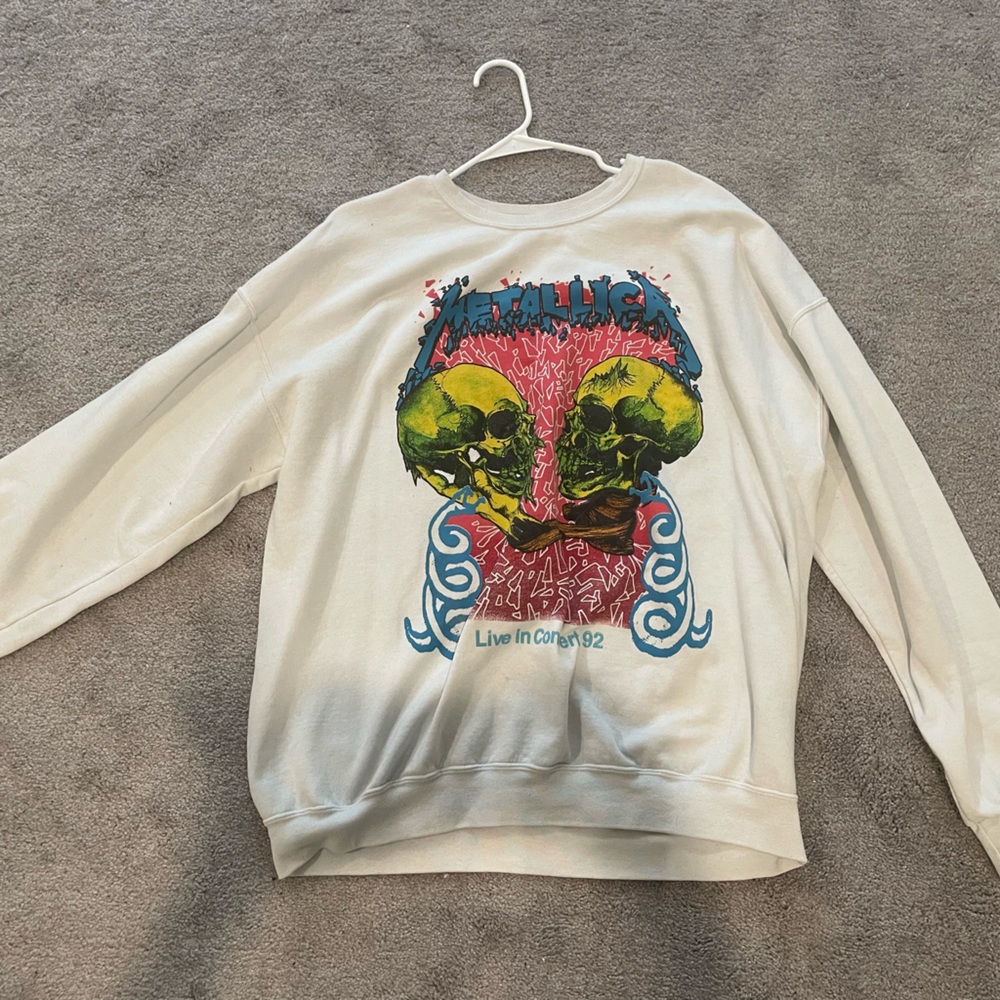 Urban outfitters sweatshirt! Size large.